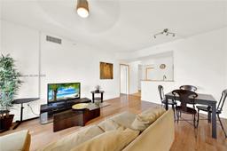 Picture of 6001 SW 70Th St # 542, South Miami, FL 33143