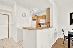 Picture of 6001 SW 70Th St # 542, South Miami, FL 33143
