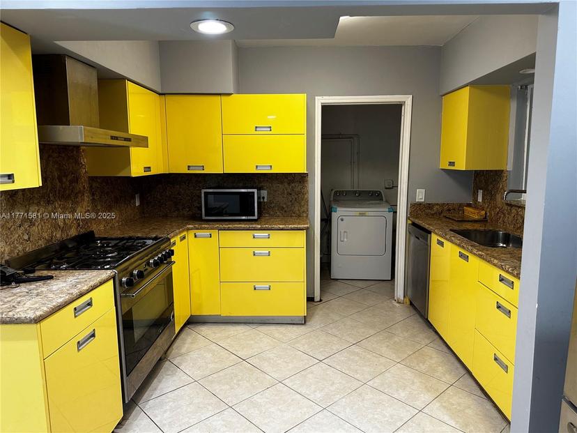 Picture of 2444 Plunkett, Hollywood FL 33020