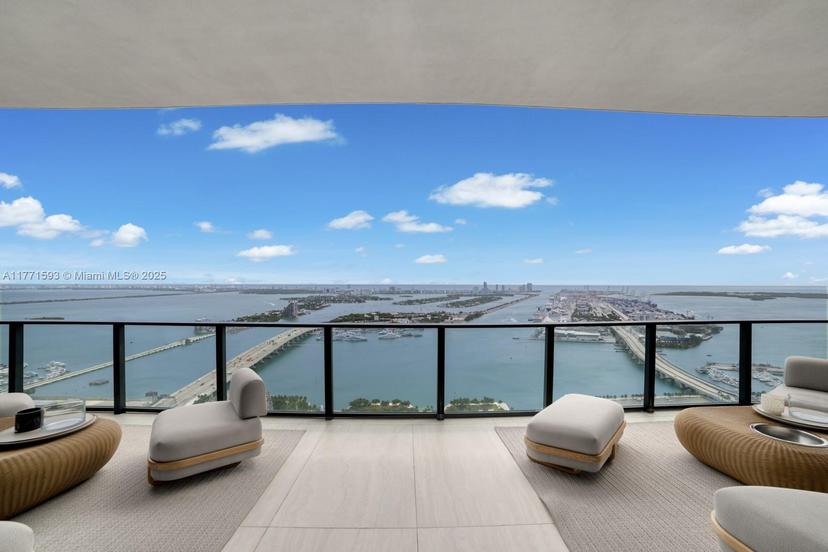 Picture of 1000 Biscayne Blvd # 5101, Miami FL 33132