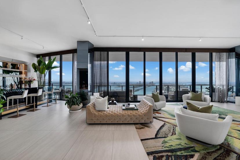 Picture of 1000 Biscayne Blvd # 5101, Miami FL 33132