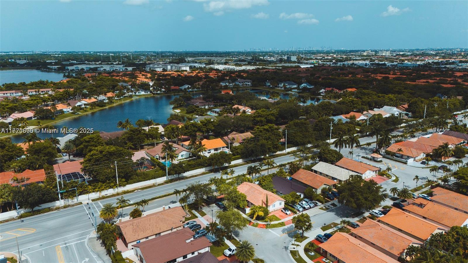Picture of 14531 NW 87Th Ct, Miami Lakes, FL 33018