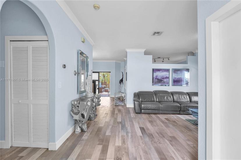 Picture of 16266 SW 54Th Ter, Miami FL 33185