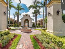 Picture of 1650 NE 33Rd Ave # 7, Homestead, FL 33033