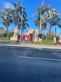 Picture of 1650 NE 33Rd Ave # 7, Homestead, FL 33033