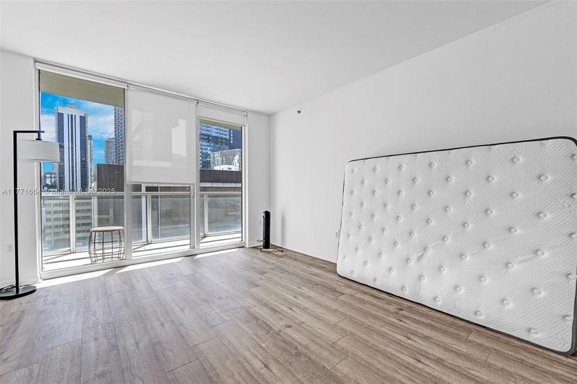 Picture of 55 SE 6Th St # 1208, Miami FL 33131