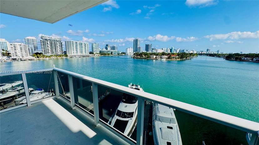 Picture of 900 Bay Dr # 526, Miami Beach FL 33141