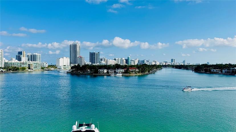 Picture of 900 Bay Dr # 526, Miami Beach FL 33141