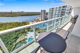 Picture of 100 Bayview Dr # 2018, Sunny Isles Beach, FL 33160