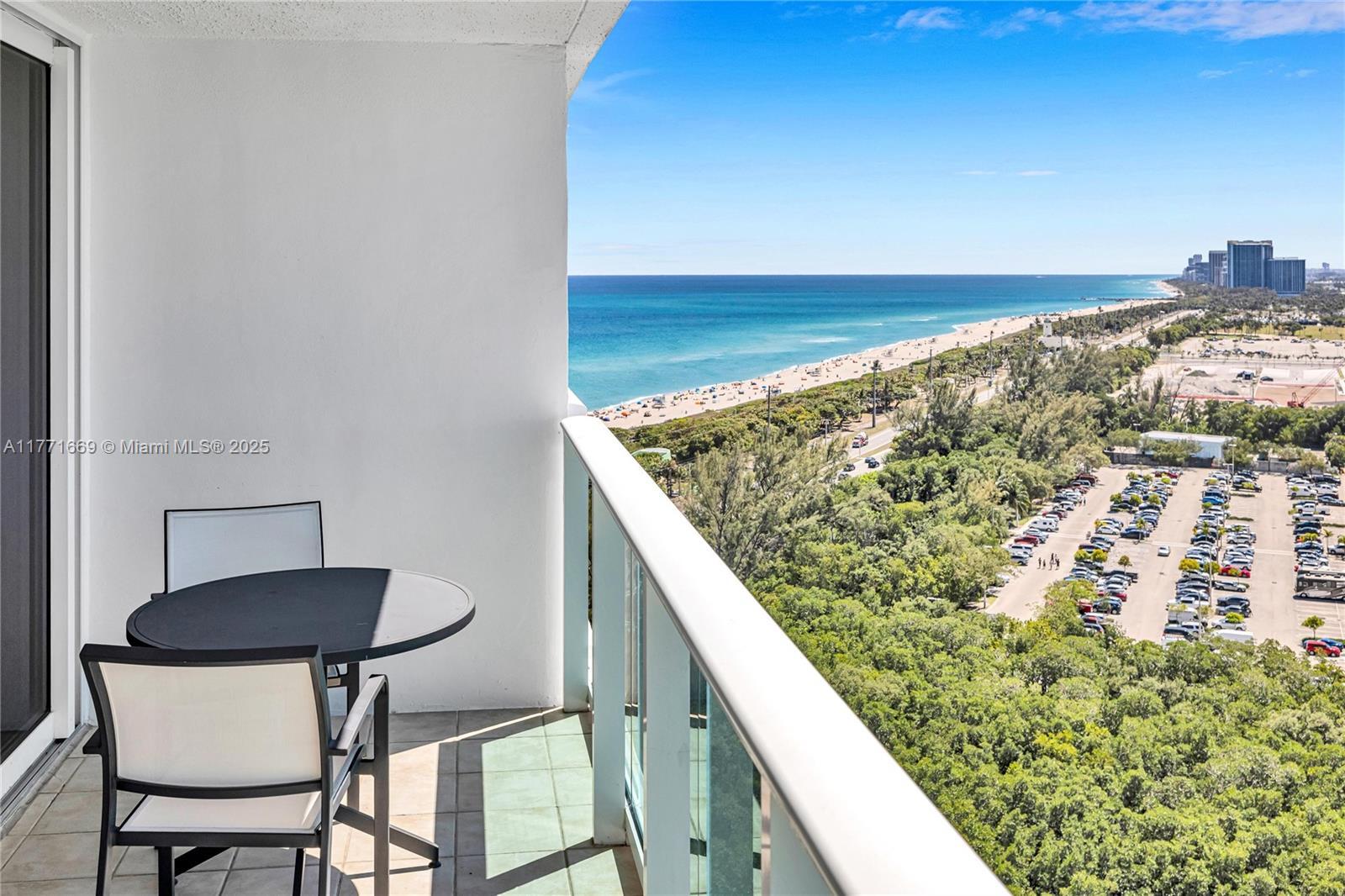 Picture of 100 Bayview Dr # 2018, Sunny Isles Beach, FL 33160