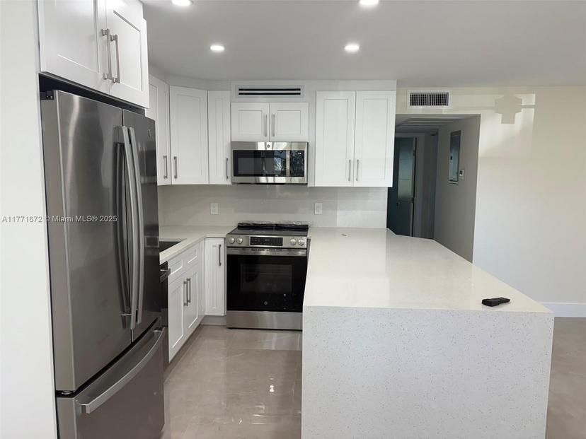 Picture of 211 Durham E # 211, Deerfield Beach FL 33442