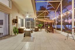 Picture of 18305 NW 12Th St, Pembroke Pines, FL 33029