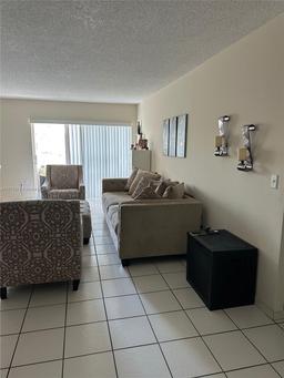 Picture of 7745 SW 86Th St # 222, Miami, FL 33143