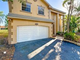 Picture of 14021 Richwood Pl, Davie, FL 33325