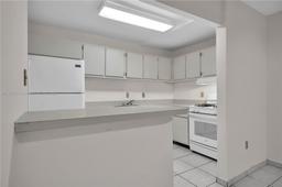 Picture of 6886 N Kendall Dr # D208, Pinecrest, FL 33156