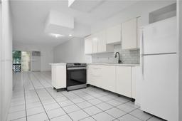 Picture of 6580 Santona St # A29, Coral Gables, FL 33146
