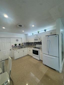 Picture of 4808 NW 27Th Ter, Tamarac, FL 33309