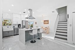 Picture of 518 NW 130Th Way, Pembroke Pines, FL 33028