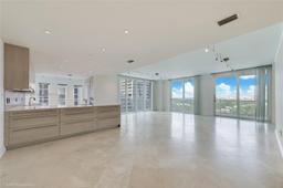 Picture of 2645 S Bayshore Dr # 902, Miami, FL 33133