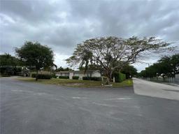 Picture of 7405 SW 127Th St, Pinecrest, FL 33156