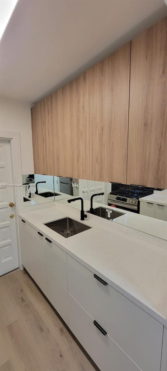 Picture of 6930 Byron Ave # 106, Miami Beach FL 33141
