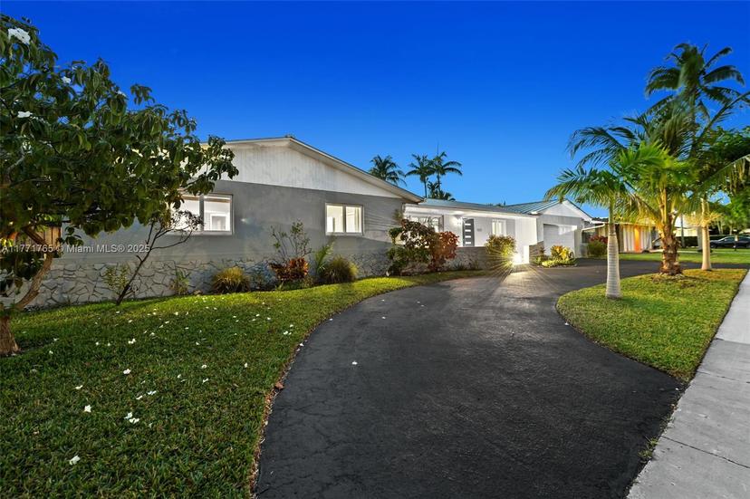 Picture of 8620 SW 86Th Ave, Miami FL 33143