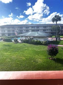Picture of 5300 Washington St # H237, Hollywood, FL 33021
