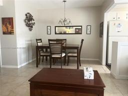 Picture of 5300 Washington St # H237, Hollywood, FL 33021