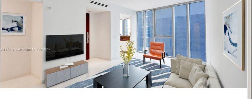 Picture of 300 Biscayne Blvd Way # C, Miami FL 33131
