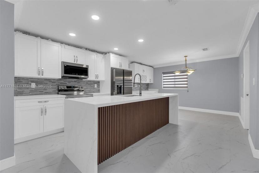 Picture of 7928 NW 1St Ct, Margate FL 33063