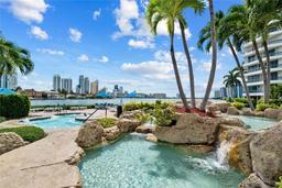 Picture of 3600 Mystic Pointe Dr # 1210, Aventura, FL 33180