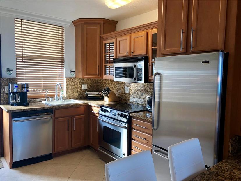 Picture of 1936 S Ocean Dr # 24C, Hallandale Beach FL 33009