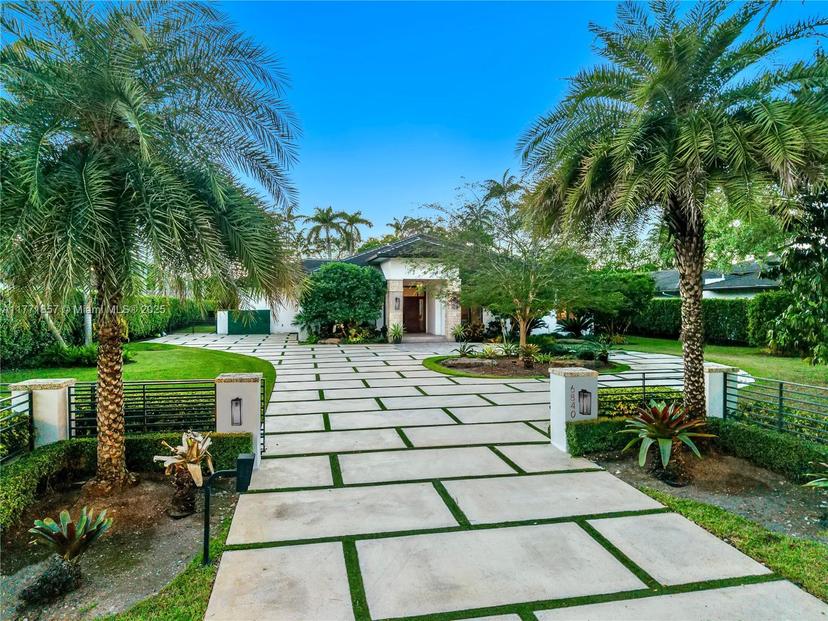 Picture of 6840 SW 82Nd Ave, Miami FL 33143