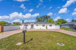 Picture of 3951 NW 179Th St, Miami Gardens, FL 33055