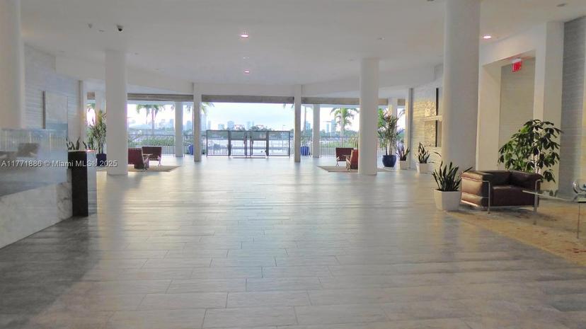 Picture of 800 West Ave # 705, Miami Beach FL 33139