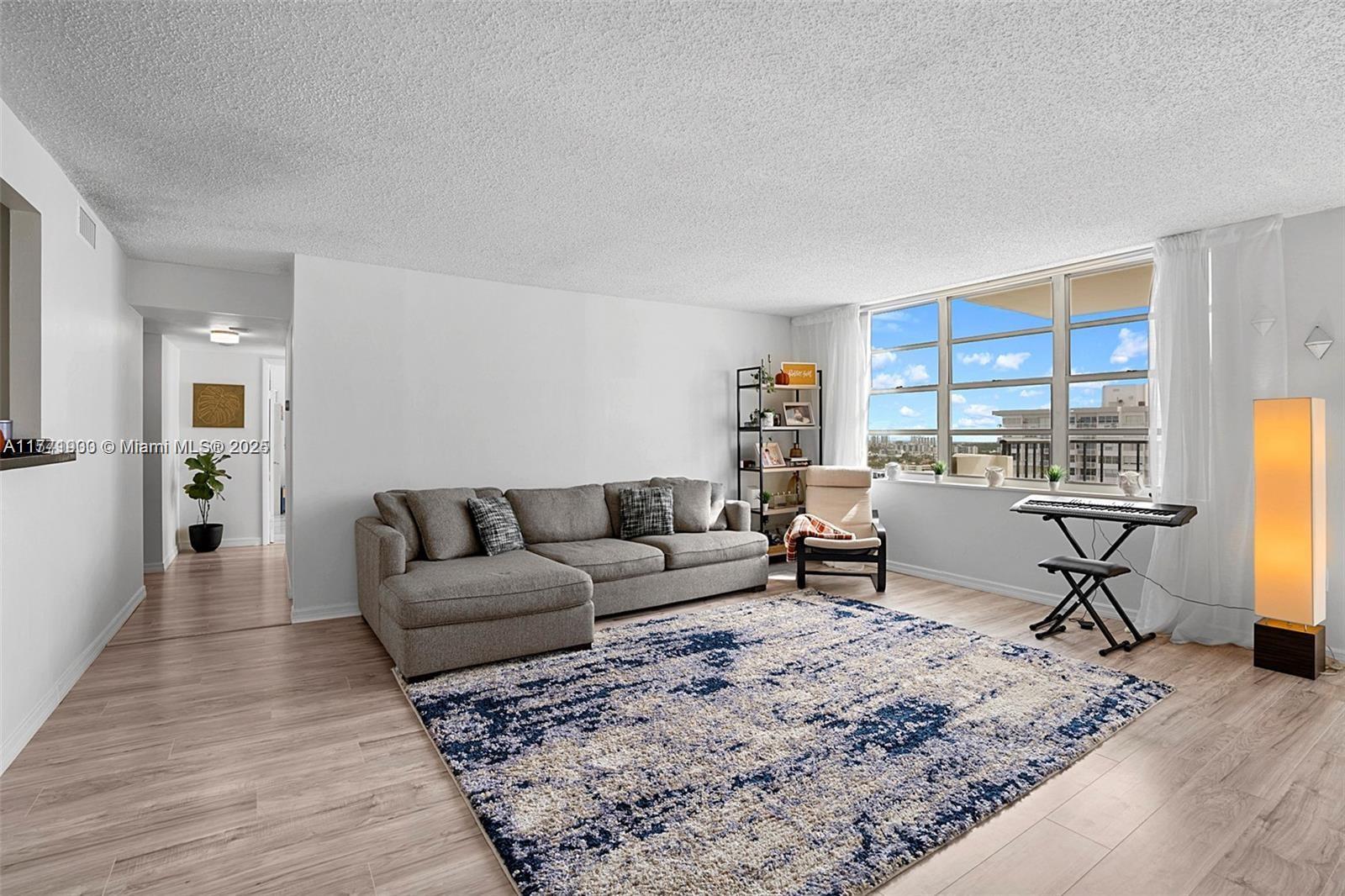 Picture of 2780 NE 183Rd St # 1906, Aventura, FL 33160