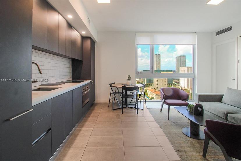 Picture of 227 NE 2Nd St # 2206, Miami FL 33132