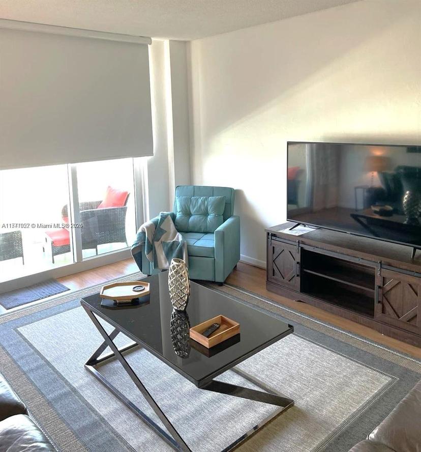 Picture of 19370 Collins Ave # 1108, Sunny Isles Beach FL 33160