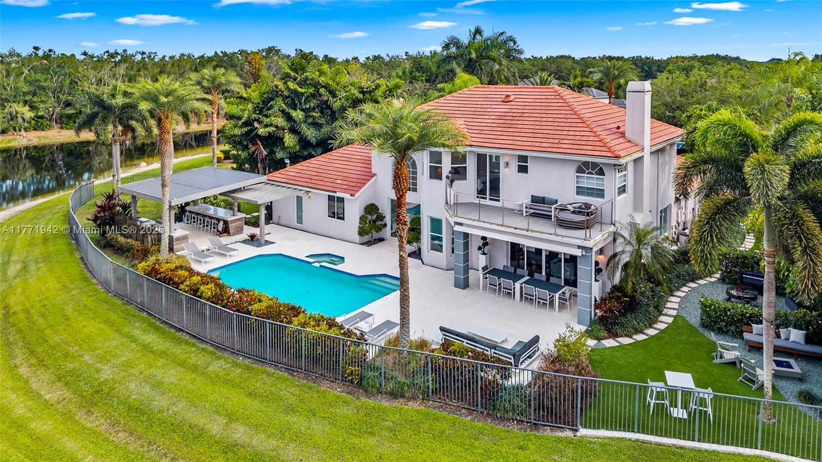 Picture of 3272 Muirfield, Weston, FL 33332