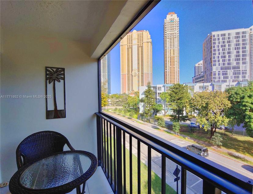 Picture of 201 178Th Dr # 422, Sunny Isles Beach FL 33160