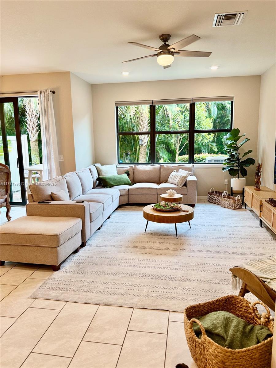 Picture of 8296 Cadre Noir Rd, Lake Worth, FL 33467