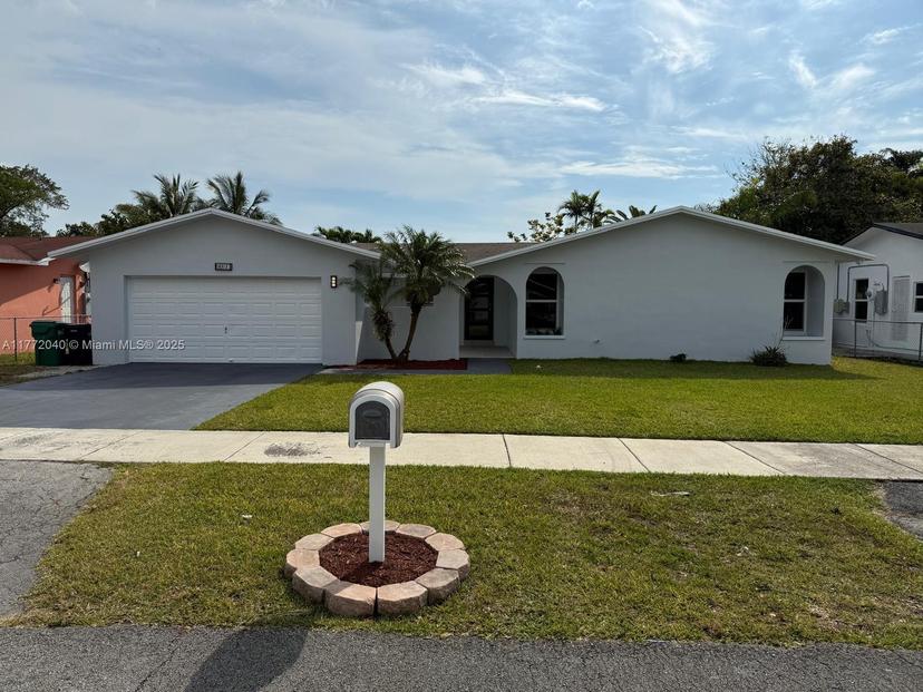Picture of 16313 SW 103Rd Pl, Miami FL 33157