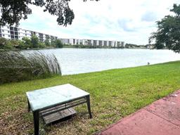 Picture of 19305 NE 2Nd Ave # 2302, Miami, FL 33179