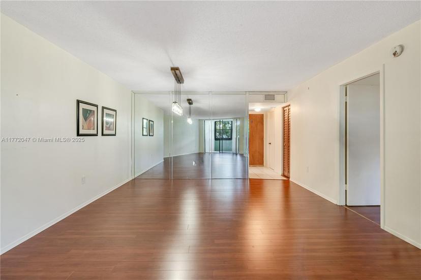 Picture of 10852 N Kendall Dr # 209, Miami FL 33176