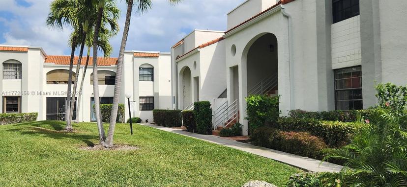 Picture of 3545 Magellan Cir # 5, Aventura FL 33180