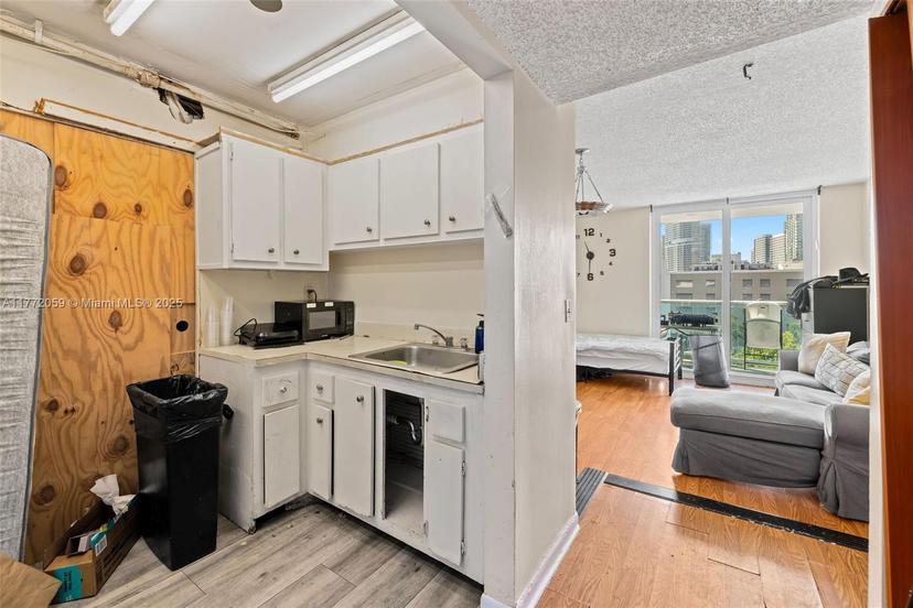Picture of 1035 West Ave # 507, Miami Beach FL 33139
