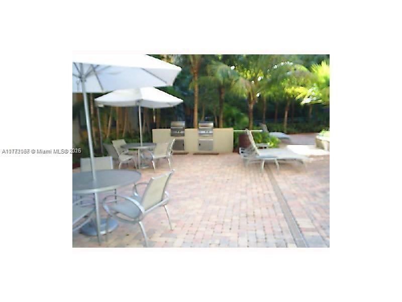 Picture of 6001 SW 70Th St # 523, South Miami FL 33143