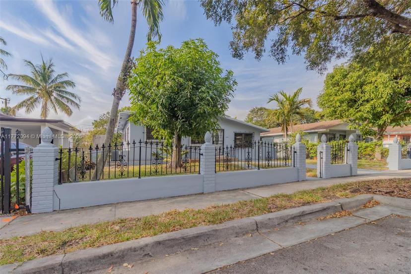 Picture of 1340 NW 120Th St, North Miami FL 33167