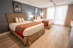 Picture of 19201 Collins Ave # 425, Sunny Isles Beach, FL 33160