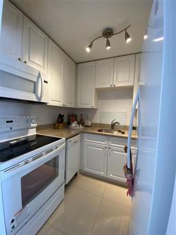 Picture of 5050 NW 7Th St # 312, Miami, FL 33126